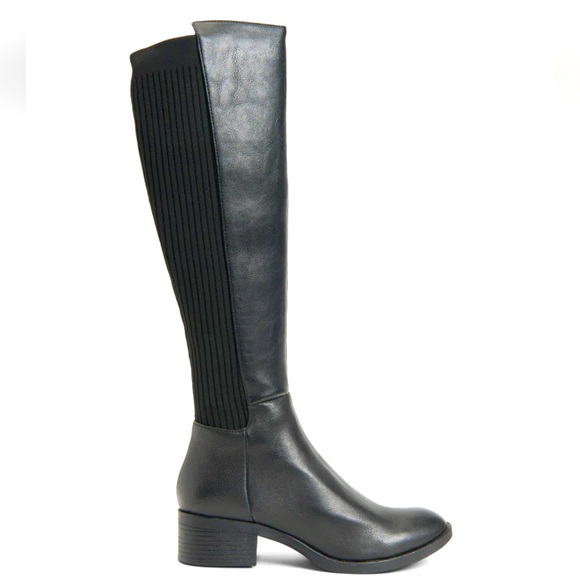 Kenneth Cole Levon Boots - Picture 1 of 7